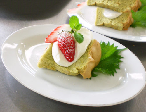 農家の作る大葉のシフォンケーキ